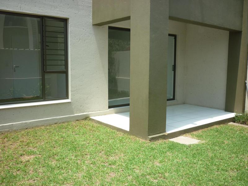 1 Bedroom Property for Sale in Fourways Gauteng