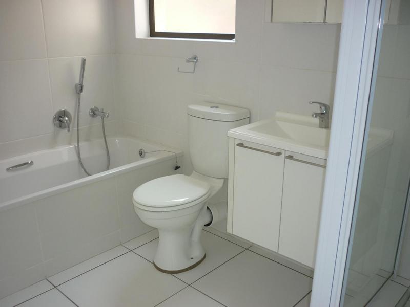 1 Bedroom Property for Sale in Fourways Gauteng