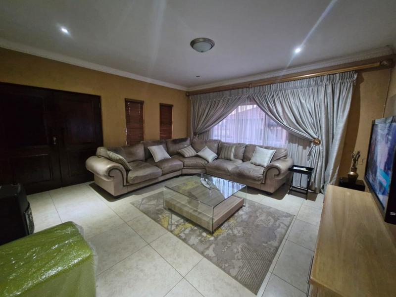 3 Bedroom Property for Sale in Amandasig Gauteng