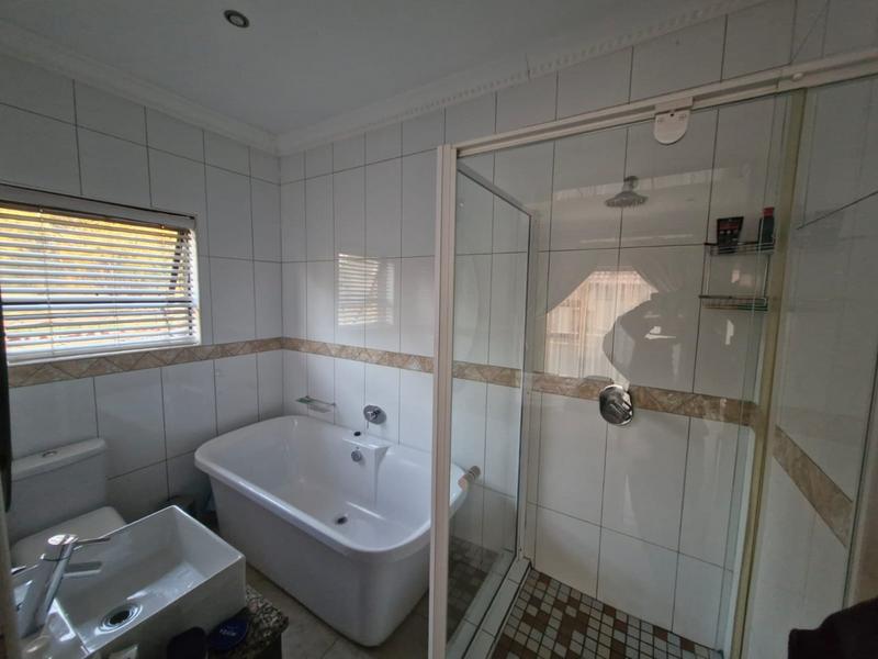3 Bedroom Property for Sale in Amandasig Gauteng