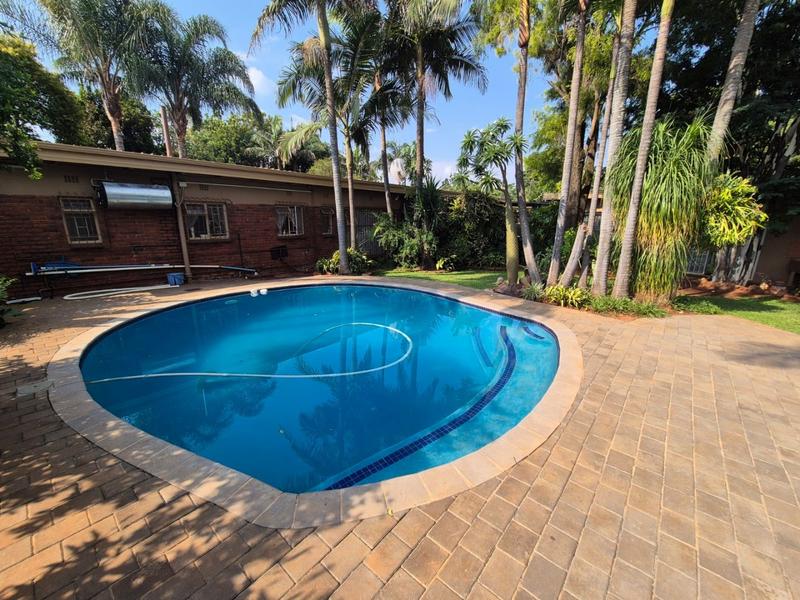 4 Bedroom Property for Sale in Dorandia Gauteng