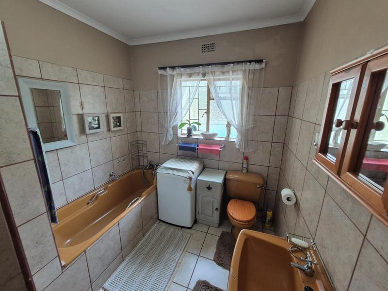 4 Bedroom Property for Sale in Dorandia Gauteng