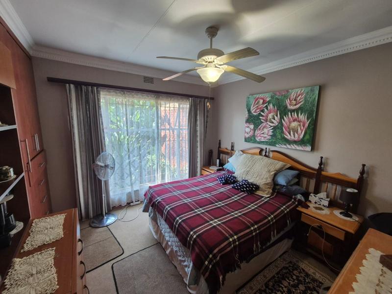 4 Bedroom Property for Sale in Dorandia Gauteng