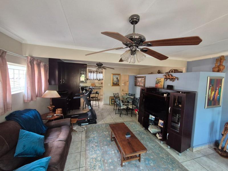 4 Bedroom Property for Sale in Dorandia Gauteng