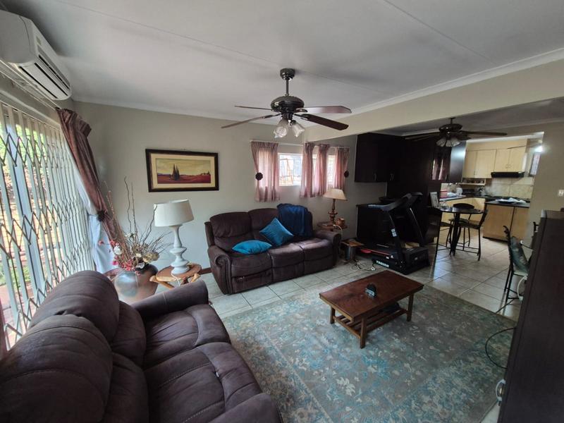 4 Bedroom Property for Sale in Dorandia Gauteng