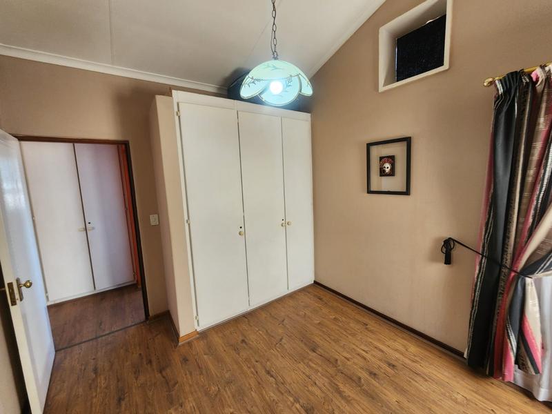 3 Bedroom Property for Sale in Bassonia Gauteng