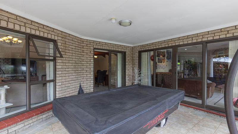 To Let 3 Bedroom Property for Rent in Woodmead Gauteng