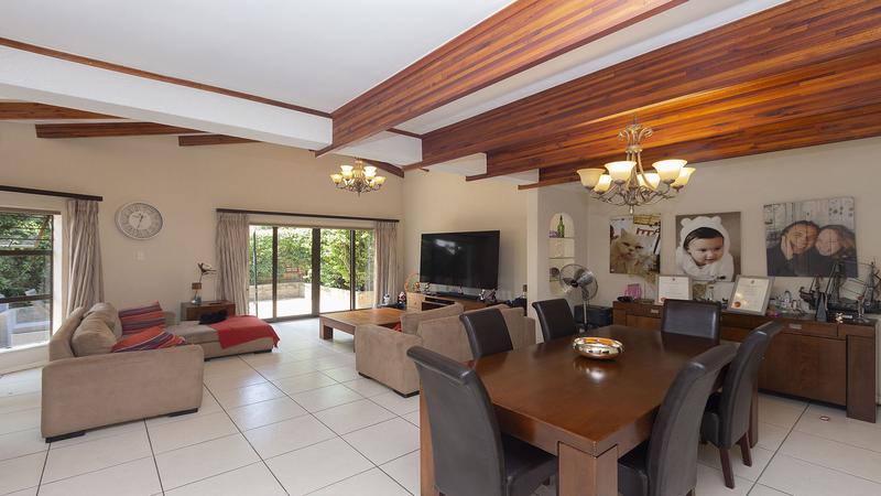 To Let 3 Bedroom Property for Rent in Woodmead Gauteng