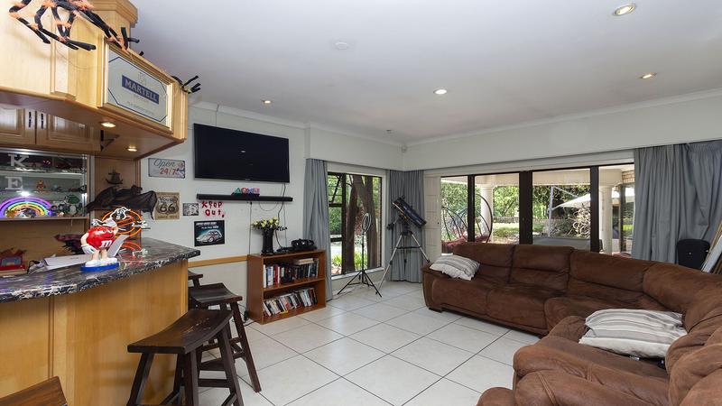 To Let 3 Bedroom Property for Rent in Woodmead Gauteng