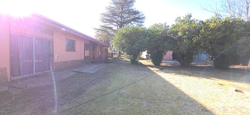 6 Bedroom Property for Sale in Buyscelia Gauteng