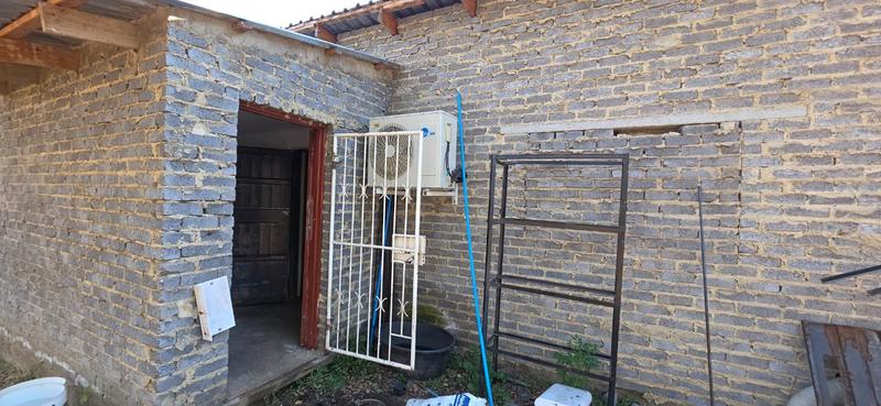 6 Bedroom Property for Sale in Buyscelia Gauteng