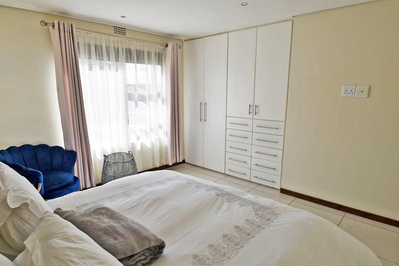 To Let 2 Bedroom Property for Rent in Morningside Gauteng