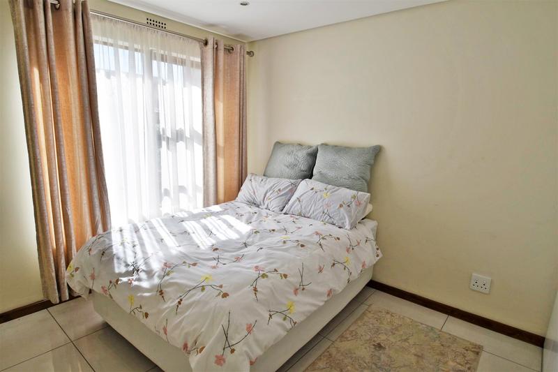 To Let 2 Bedroom Property for Rent in Morningside Gauteng