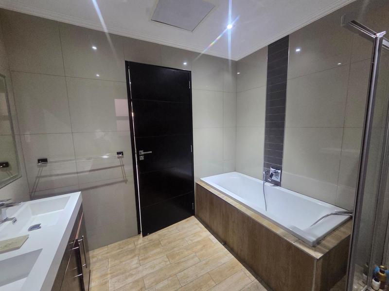 To Let 3 Bedroom Property for Rent in Erasmia Gauteng