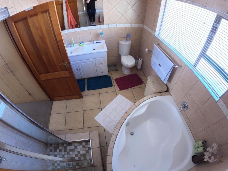 3 Bedroom Property for Sale in Greenstone Hill Gauteng