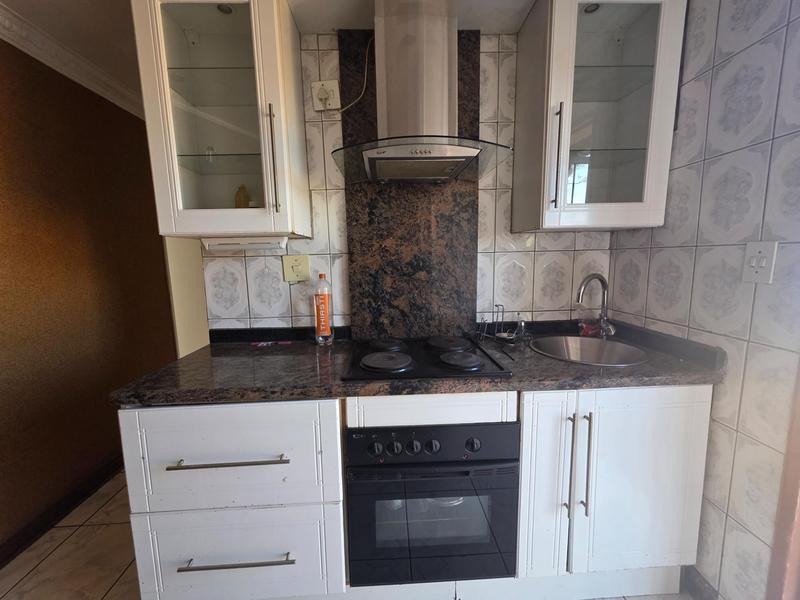 4 Bedroom Property for Sale in Dawn Park Gauteng