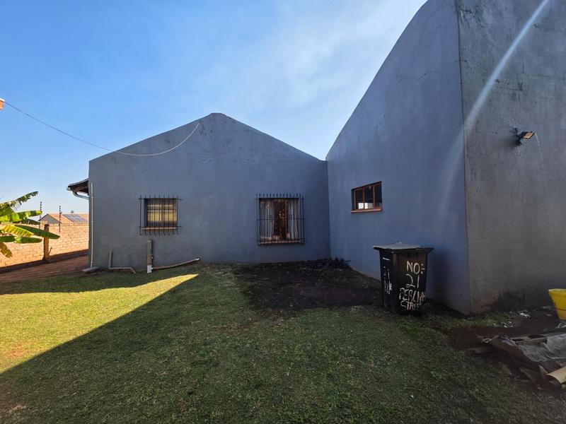 4 Bedroom Property for Sale in Dawn Park Gauteng