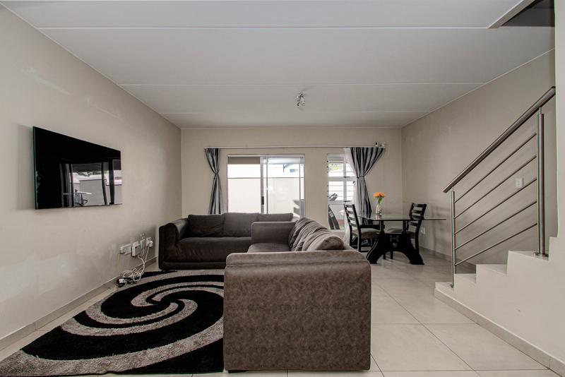 To Let 3 Bedroom Property for Rent in Broadacres Gauteng