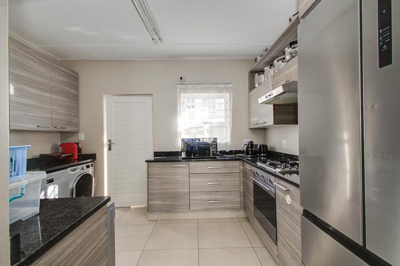 To Let 3 Bedroom Property for Rent in Broadacres Gauteng
