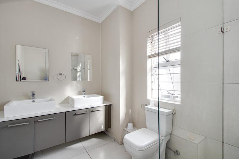 To Let 3 Bedroom Property for Rent in Broadacres Gauteng