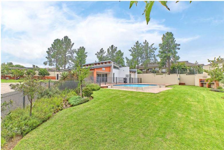 To Let 3 Bedroom Property for Rent in Broadacres Gauteng