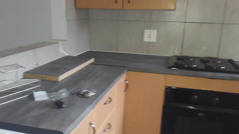 To Let 2 Bedroom Property for Rent in Amberfield Glen Gauteng