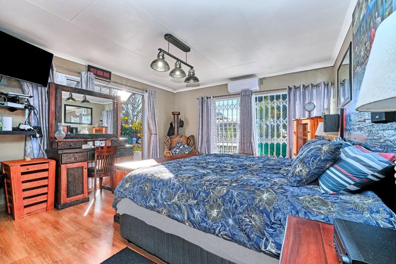4 Bedroom Property for Sale in Rant En Dal Gauteng
