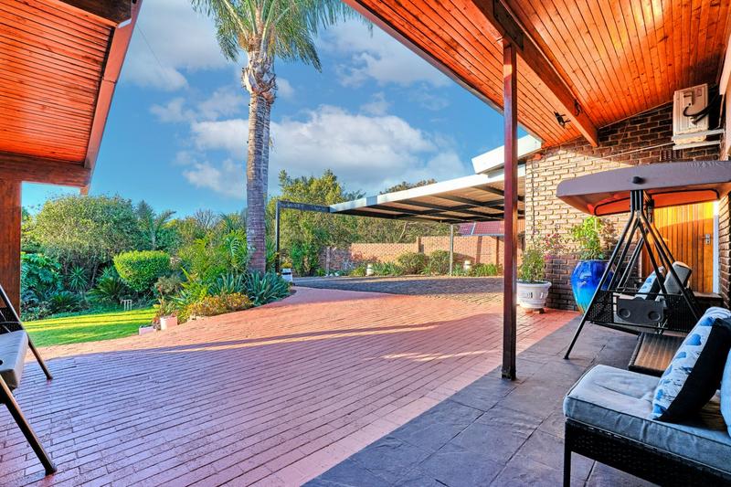 4 Bedroom Property for Sale in Rant En Dal Gauteng