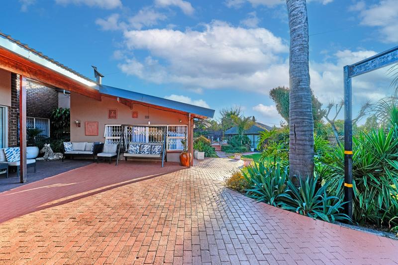 4 Bedroom Property for Sale in Rant En Dal Gauteng
