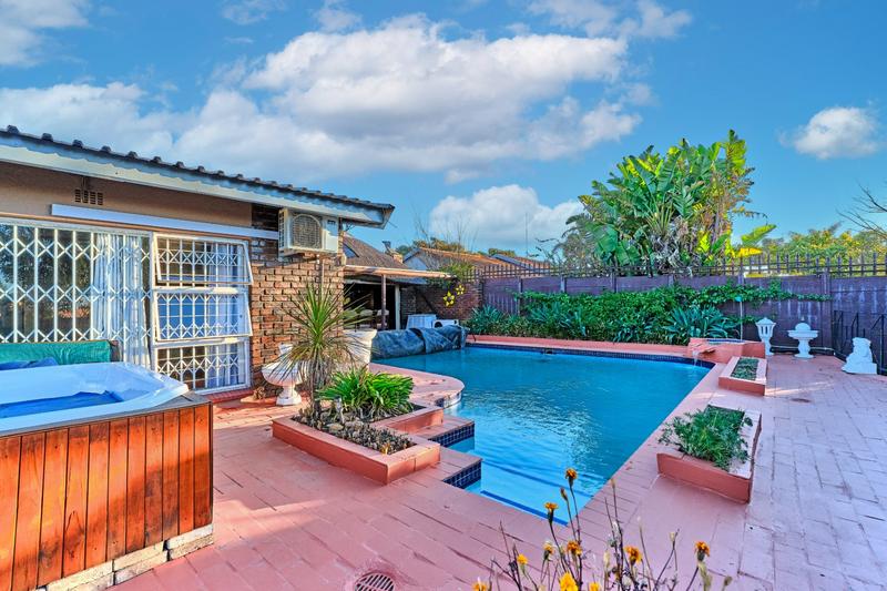 4 Bedroom Property for Sale in Rant En Dal Gauteng