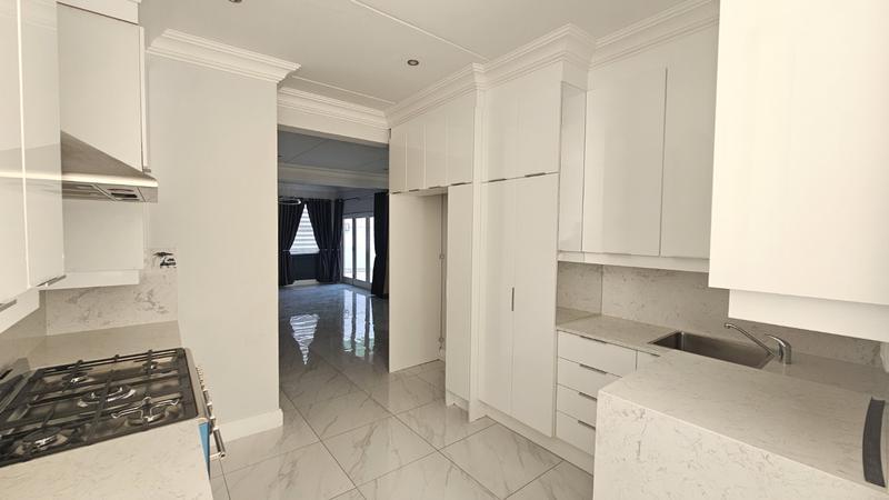 3 Bedroom Property for Sale in Bryanston Gauteng