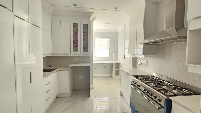 3 Bedroom Property for Sale in Bryanston Gauteng
