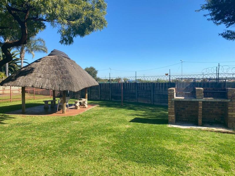 2 Bedroom Property for Sale in Highveld Gauteng