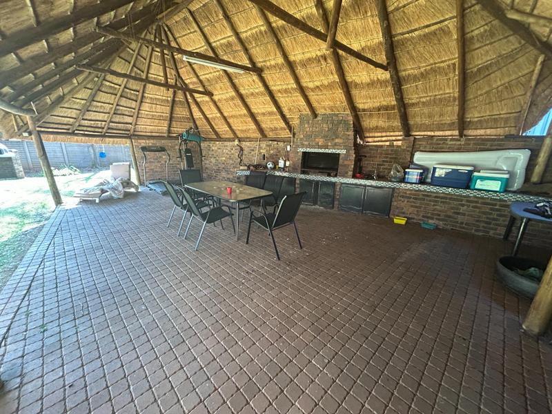 3 Bedroom Property for Sale in Rooihuiskraal Gauteng