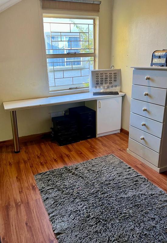 3 Bedroom Property for Sale in Heuwelsig Estate Gauteng