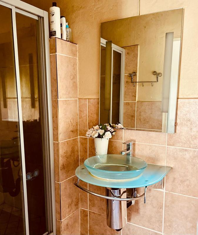 3 Bedroom Property for Sale in Heuwelsig Estate Gauteng