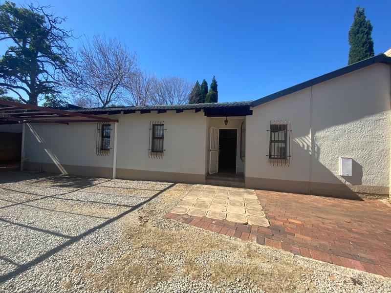 To Let 4 Bedroom Property for Rent in Kensington B Gauteng