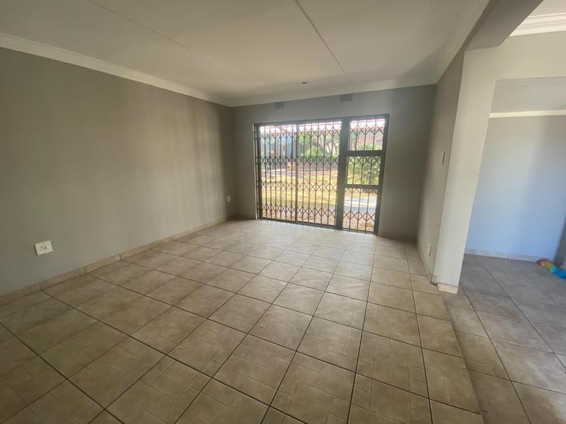 To Let 4 Bedroom Property for Rent in Kensington B Gauteng