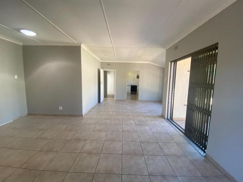 To Let 4 Bedroom Property for Rent in Kensington B Gauteng