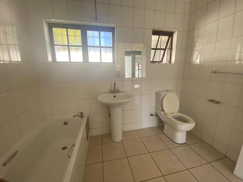 To Let 4 Bedroom Property for Rent in Kensington B Gauteng