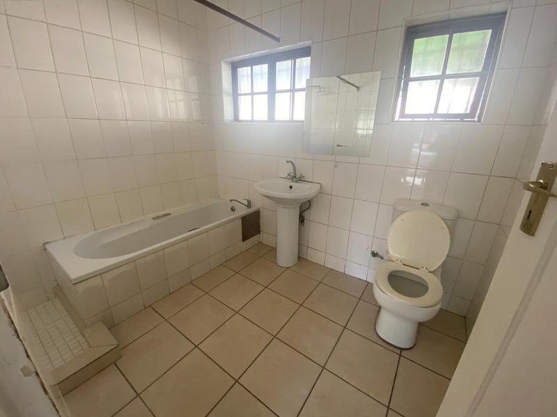 To Let 4 Bedroom Property for Rent in Kensington B Gauteng