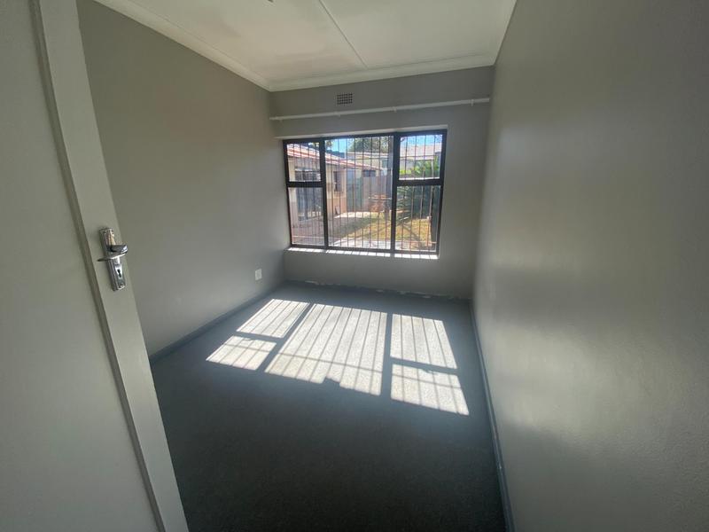To Let 4 Bedroom Property for Rent in Kensington B Gauteng