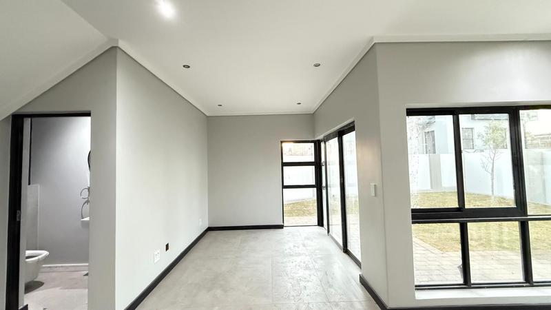 3 Bedroom Property for Sale in Fountainbrook Estate Gauteng