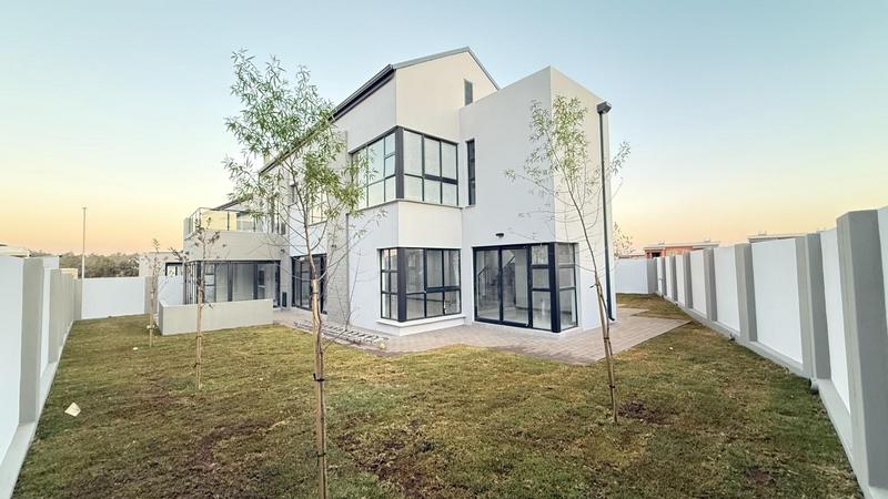 3 Bedroom Property for Sale in Fountainbrook Estate Gauteng