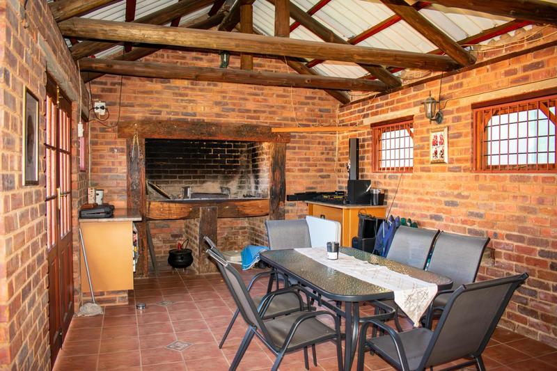 4 Bedroom Property for Sale in Florida Park Gauteng