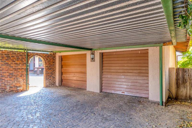 4 Bedroom Property for Sale in Florida Park Gauteng