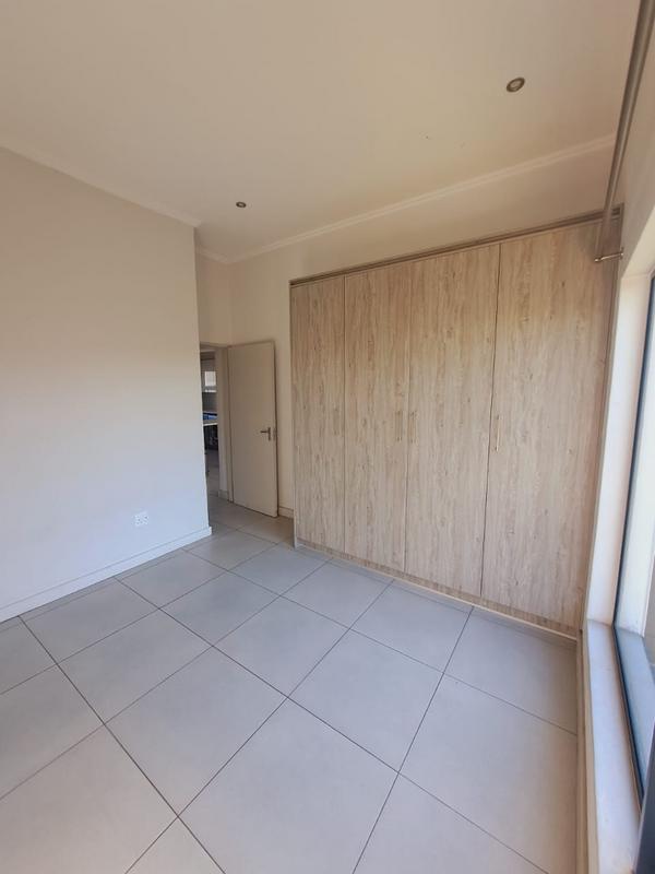 To Let 3 Bedroom Property for Rent in Broadacres Gauteng