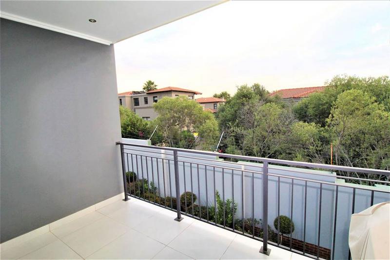 To Let 3 Bedroom Property for Rent in Broadacres Gauteng