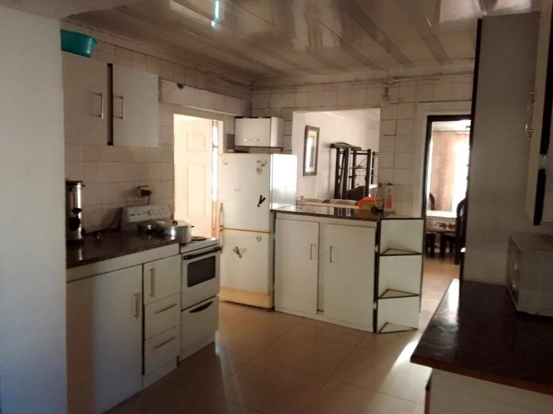 2 Bedroom Property for Sale in Orlando Gauteng