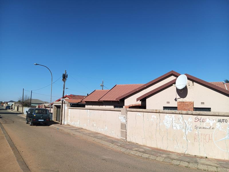 3 Bedroom Property for Sale in Diepkloof Zone 2 Gauteng